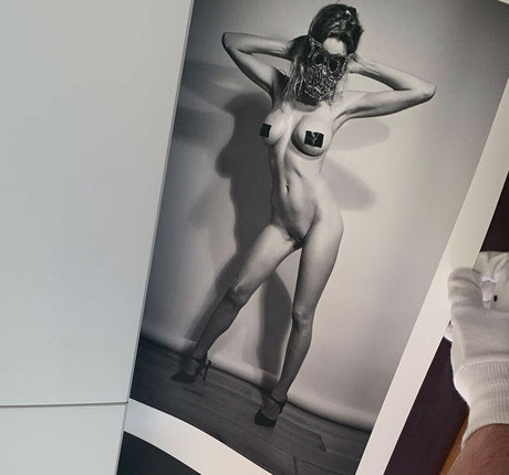 Elle Brittain photo 109