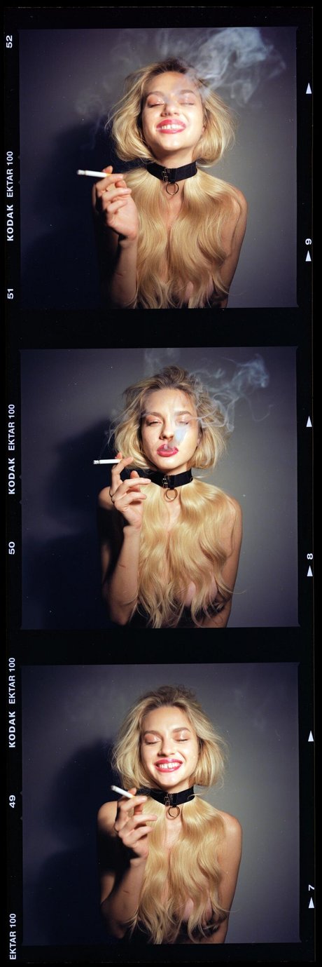 Elle Brittain photo 123