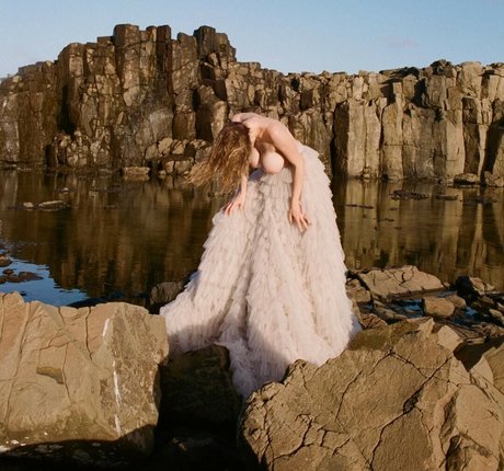 Elle Brittain photo 141