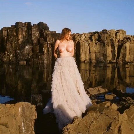 Elle Brittain photo 156