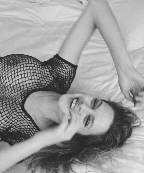 Elle Brittain photo 158