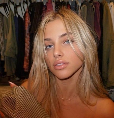 Elle Danjean photo 1