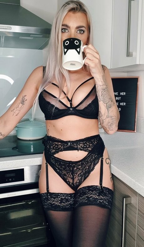 Ellehart_free photo 18