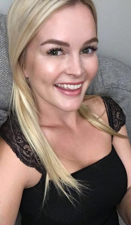 Elleknox photo 50