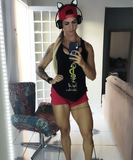 Ellen Barroso photo 25