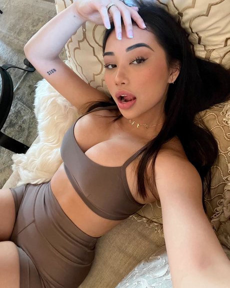Ellerie Marie photo 5