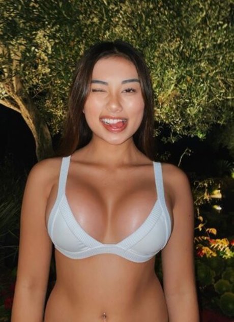 Ellerie Marie photo 50