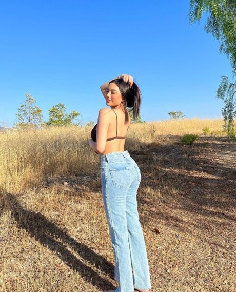 Ellerie Marie photo 104