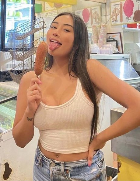 Ellerie Marie photo 134