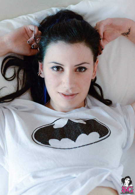 Ellie Alien ASMR photo 73