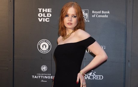 Ellie Bamber photo 79