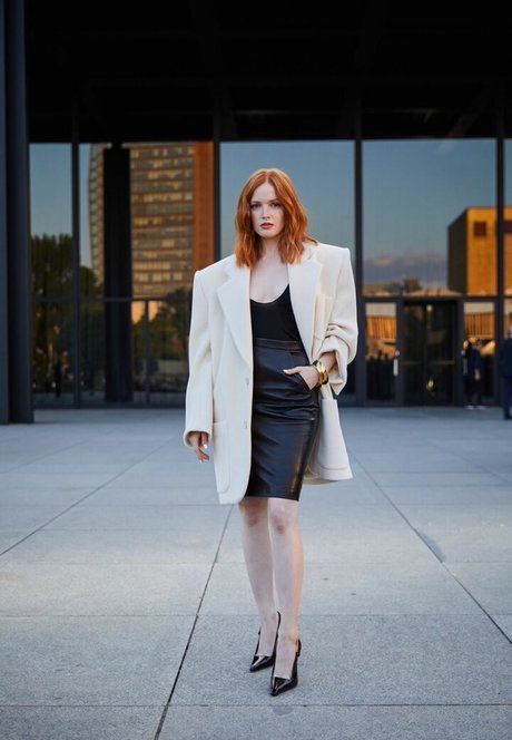Ellie Bamber photo 140