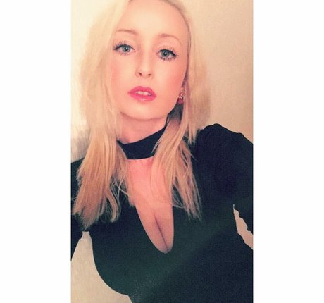 Ellie Cassidy photo 45