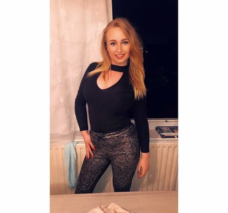 Ellie Cassidy photo 74