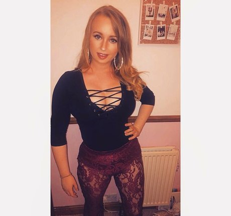 Ellie Cassidy photo 88