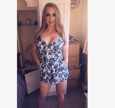 Ellie Cassidy photo 91