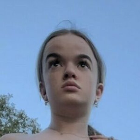 Ellie Cassidy photo 124