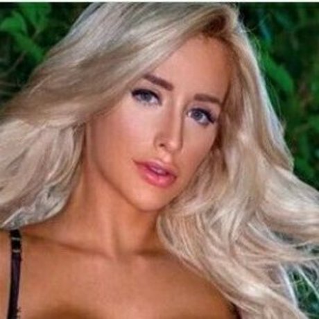 Ellie Paige photo 172