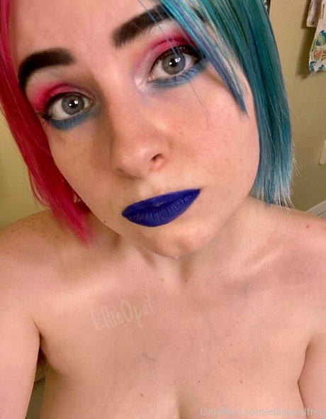 Ellieopalfree photo 10