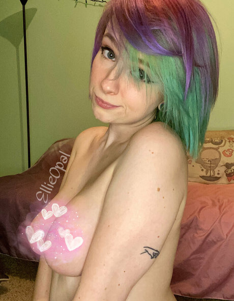 Ellieopalfree photo 23