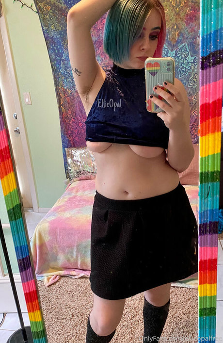 Ellieopalfree photo 37