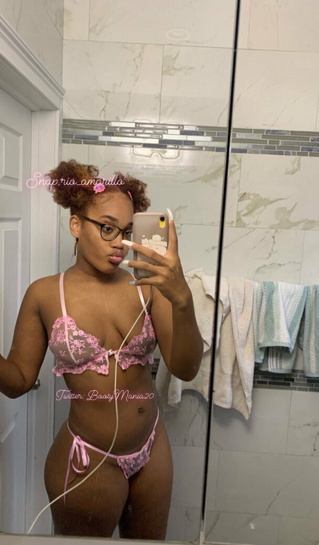 Elsacandy photo 101