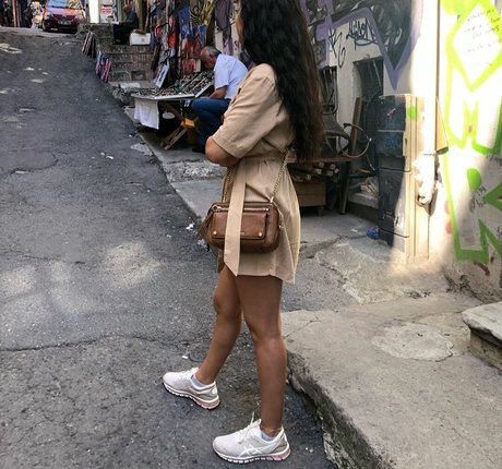Elwa Saleh photo 41