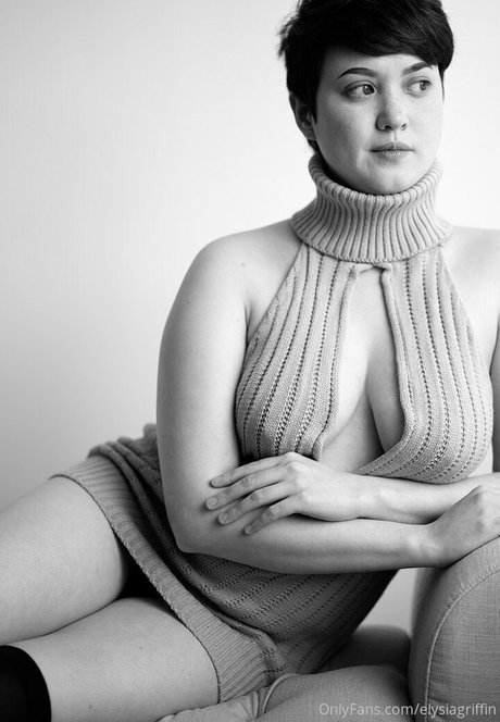 Elysia Griffin Patreon photo 10