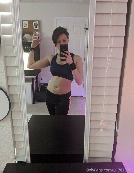 Elysia Griffin Patreon photo 18