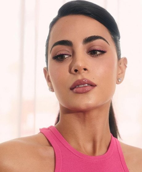 Emeraude Toubia photo 97