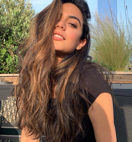 Emeraude Toubia photo 137