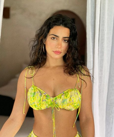 Emeraude Toubia photo 139