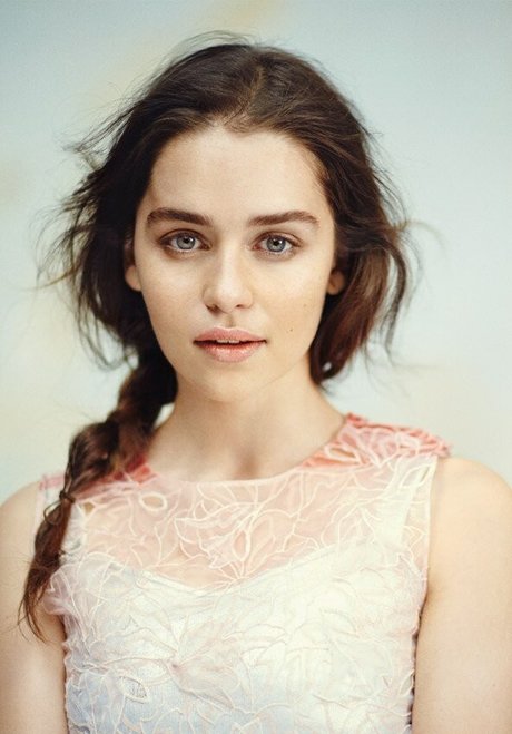 Emilia Clarke photo 23