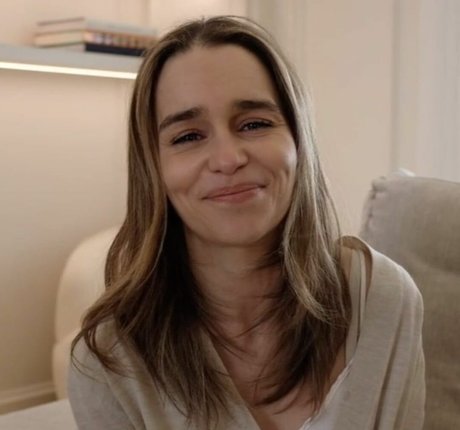 Emilia Clarke photo 43