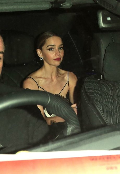 Emilia Clarke photo 51