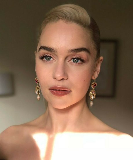 Emilia Clarke photo 70