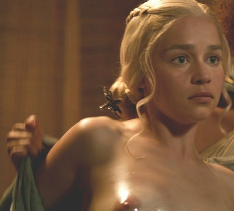 Emilia Clarke photo 106