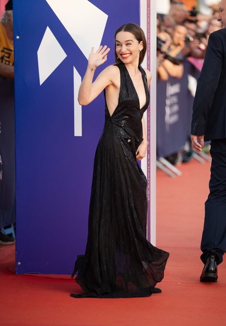 Emilia Clarke photo 148
