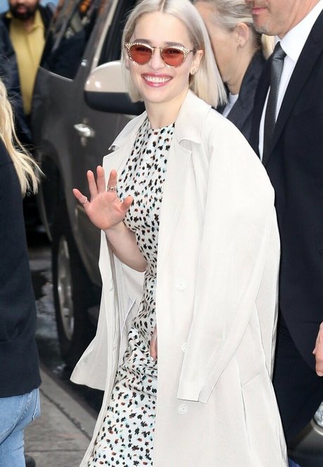 Emilia Clarke photo 342
