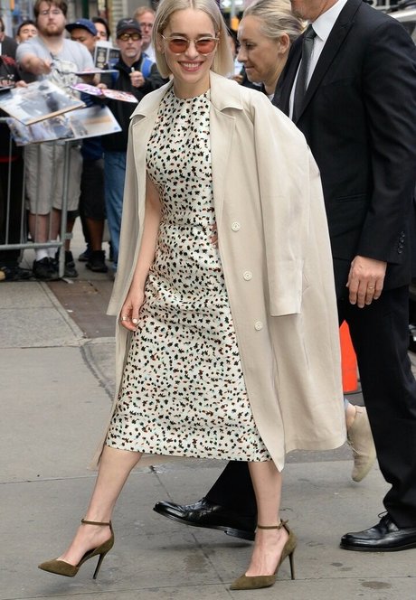 Emilia Clarke photo 351