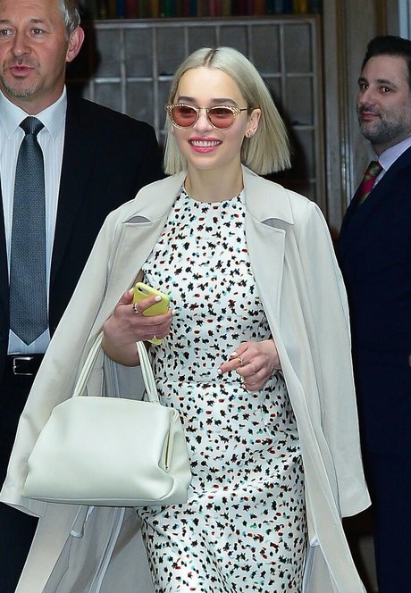 Emilia Clarke photo 361