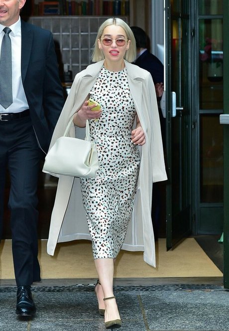 Emilia Clarke photo 366
