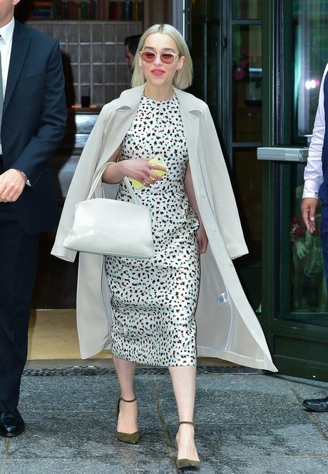 Emilia Clarke photo 367