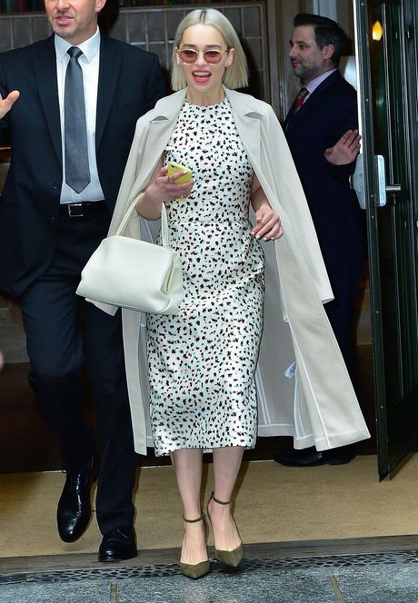 Emilia Clarke photo 370