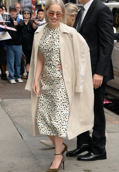 Emilia Clarke photo 389