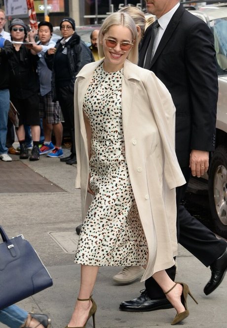 Emilia Clarke photo 392