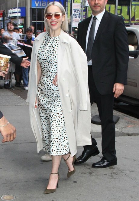 Emilia Clarke photo 396