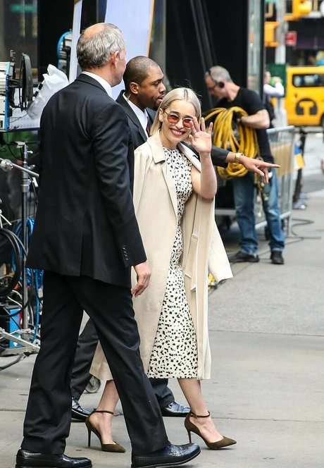 Emilia Clarke photo 397