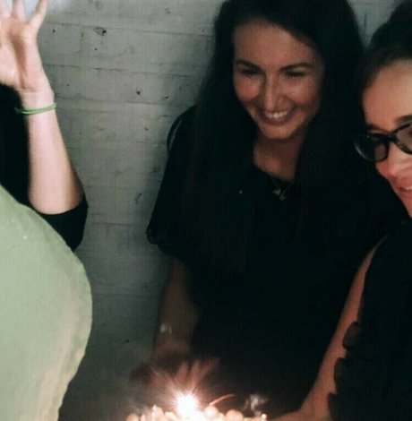 Emilia Clarke photo 557