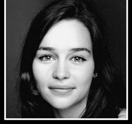 Emilia Clarke photo 574